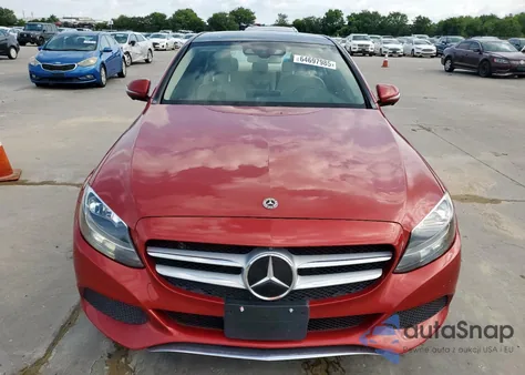 2018 Mercedes-Benz C 300 4Matic из США, поврежденный, VIN 55SWF4KBXJU258929